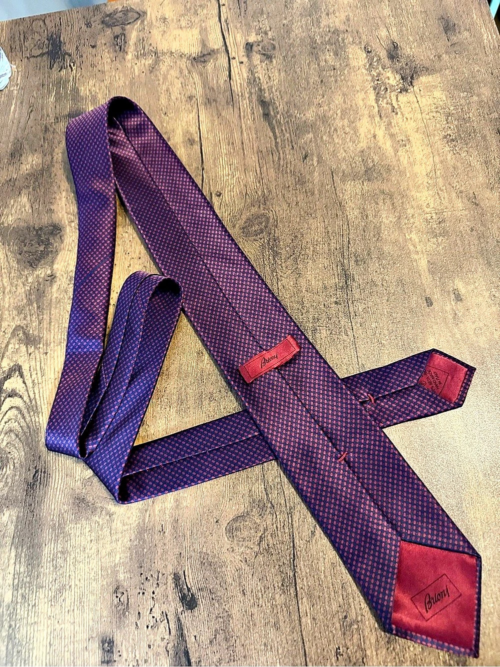 Brioni Men’s 100% Silk Tie 3” Navy Burgundy Geometric Handmade Italy